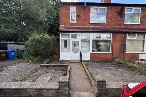 Bird Hall Lane, Cheadle Heath 3 bed end of terrace house for sale