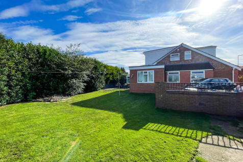 Warburton Close, Romiley, Stockport 4 bed semi