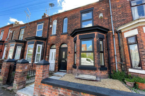 Stockport Road West, Bredbury 3 bed terraced house for sale
