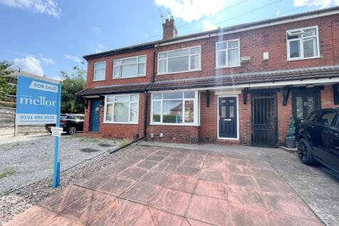 Brookfield Avenue, Bredbury 2 bed terraced house for sale
