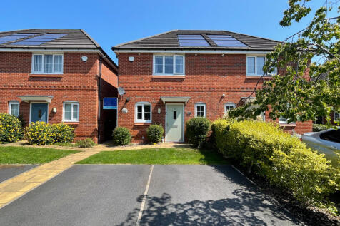 3 bedroom semi-detached house for sale