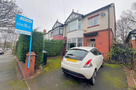 3 bedroom semi-detached house for sale