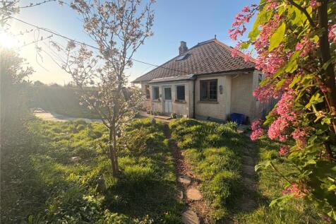 Tresmeer, Cornwall PL15 2 bed detached house for sale