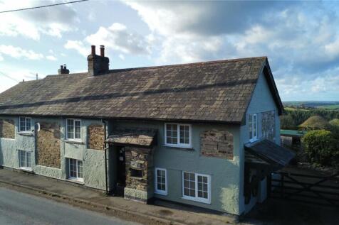 East Taphouse, Cornwall PL14 4 bed detached house for sale