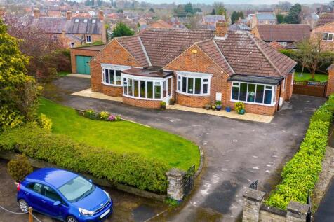 Masham Road, Bedale 3 bed detached bungalow for sale