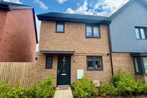 Rambouillet Drive, Whitehouse, Milton... 3 bed semi