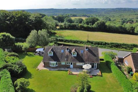 Brightling Road, Dallington 4 bed detached house for sale