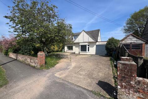 Brook Avenue North, New Milton... 4 bed chalet for sale
