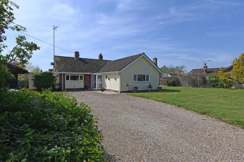 Framlingham, Suffolk 4 bed detached bungalow for sale