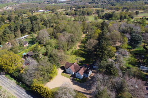Bromeswell, Nr Woodbridge, Suffolk 6 bed detached house for sale