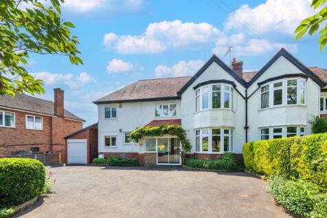 4 bedroom semi-detached house for sale