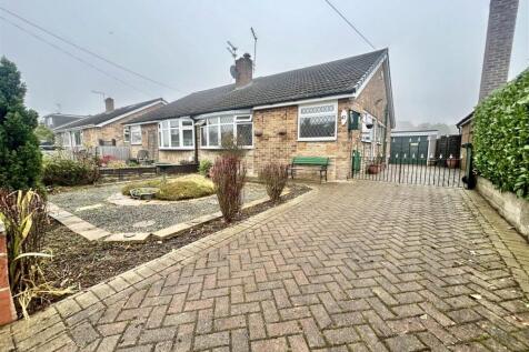 2 bedroom semi-detached bungalow for sale