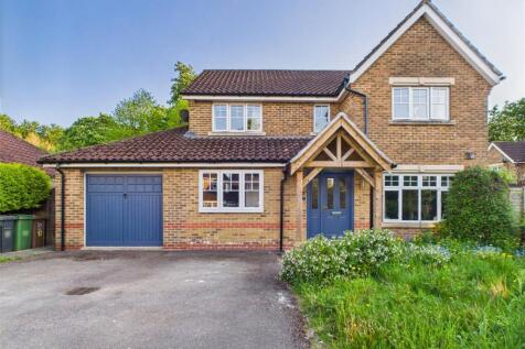 St. James Close, Bramley, Tadley... 4 bed detached house for sale
