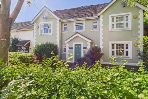 Pigeons Close, Bramley, Tadley... 2 bed apartment for sale