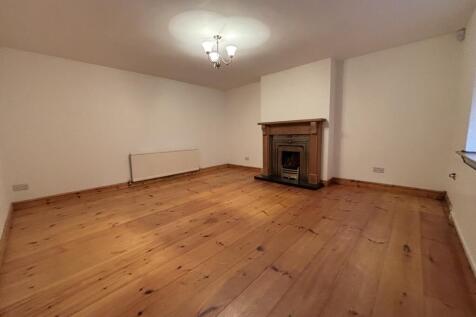 4 bedroom cottage for sale