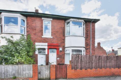 3 bedroom flat for sale