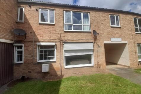 2 bedroom ground floor flat for sale