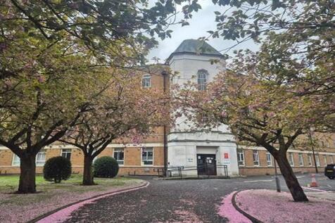Demense Rd, Manchester M16 1 bed flat for sale