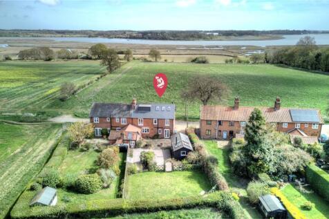 Hemley Hall Cottages, Hemley... 4 bed semi