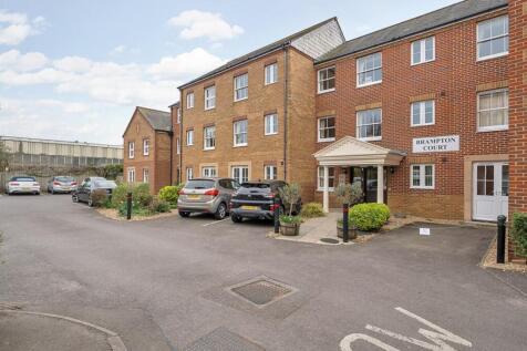 Stockbridge Road, Chichester, PO19 2 bed flat for sale