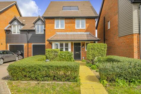 Tawny Close, Birdham, PO20 3 bed detached house for sale