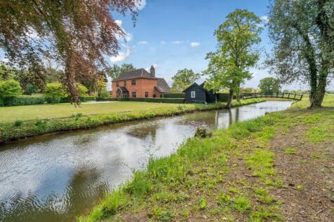 Middlewood Green, Stowmarket... 5 bed detached house for sale