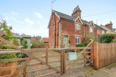 High Street, Cheveley, Newmarket... 2 bed semi