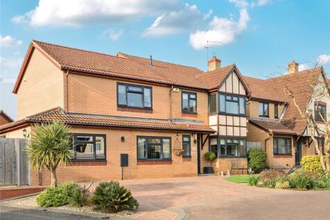St Crispin Road, Earls Barton... 6 bed detached house for sale