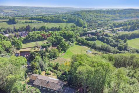 Palmars Cross Hill, Rough Common... 4 bed bungalow for sale