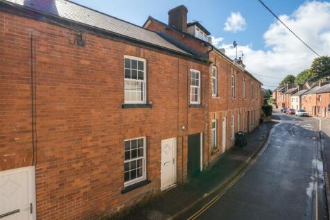 Chapel Street, Tiverton 3 bed terraced house for sale