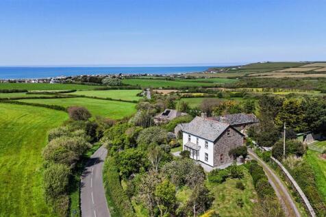 Widemouth Bay 5 bed detached house for sale