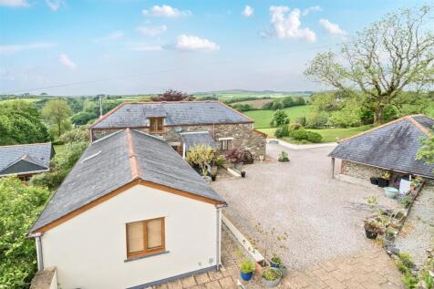 Dobwalls, Liskeard 4 bed detached house for sale