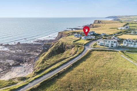 Upton, Bude 5 bed detached house for sale