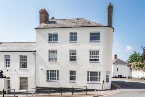 Globe Court, Dowell Street, Honiton 2 bed apartment for sale