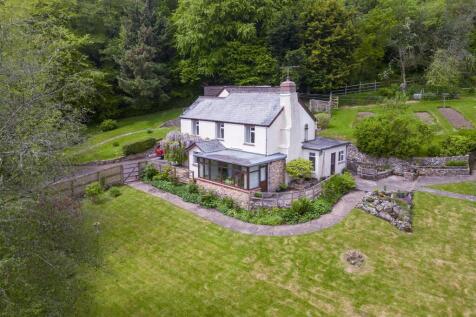Southleigh 6 bed detached house for sale