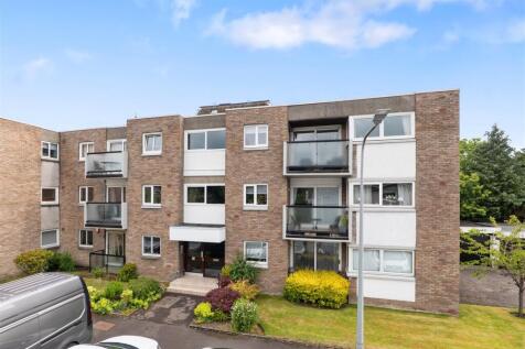 3 bedroom flat for sale
