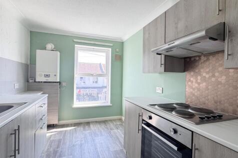 1 bedroom flat for sale