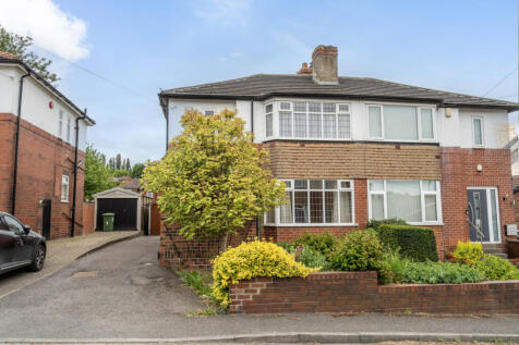 Berwick Avenue, Heckmondwike 3 bed semi