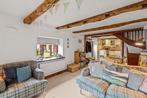 2 bedroom barn conversion for sale