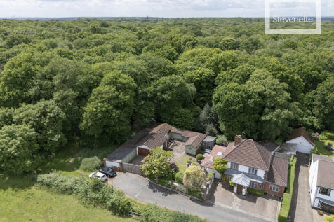 Forest Glade, Epping 4 bed detached house for sale