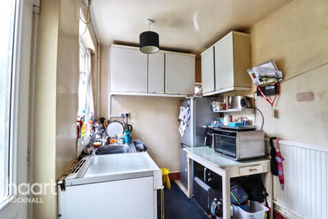 Carlisle Avenue, Nottingham 3 bed detached house for sale