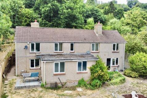 4 bedroom cottage for sale