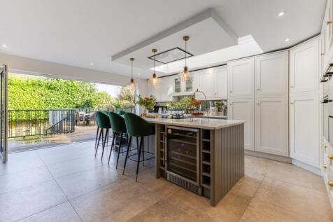 Virginia Water 5 bed detached house for sale