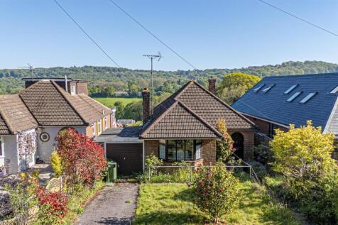Friars Hill, Guestling, 2 bed detached bungalow for sale