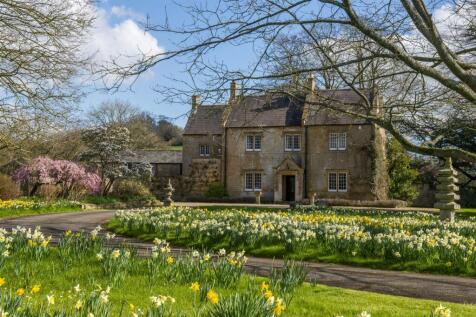 8 bedroom detached house for sale