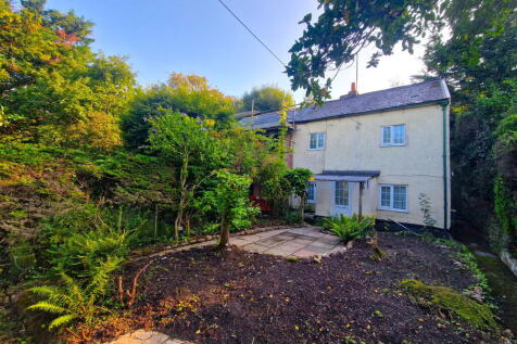 Mill Street,Ottery St. Mary,EX11 1AN 4 bed detached house for sale