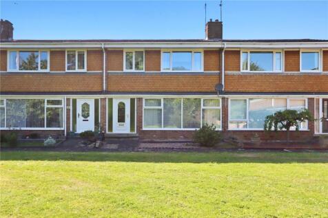 Castle Close, Durham DH3 3 bed terraced house for sale