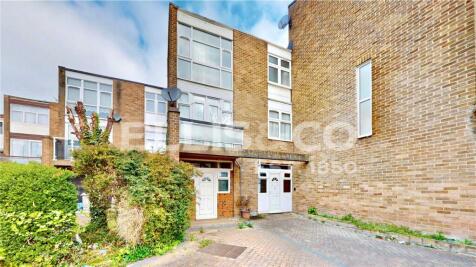 5 bedroom terraced house for sale