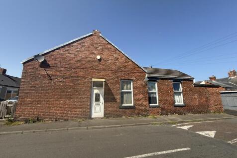 Tel El Kebir Road, Sunderland SR2 3 bed cottage for sale