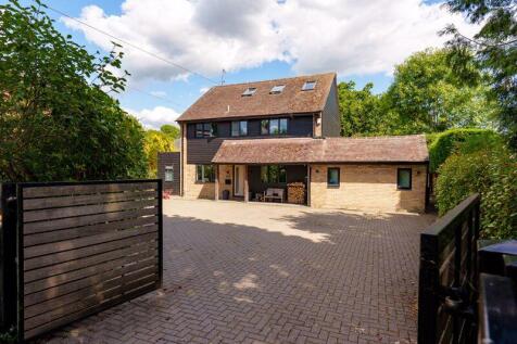 Cuckfield Road, Ansty 5 bed detached house for sale